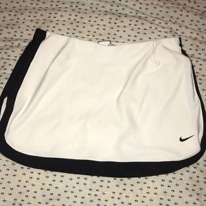 Women’s small Nike tennis skort